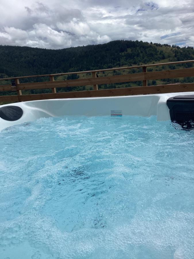 Les Chalets Bambi & Jacuzzi Privatif La Bresse Exteriör bild