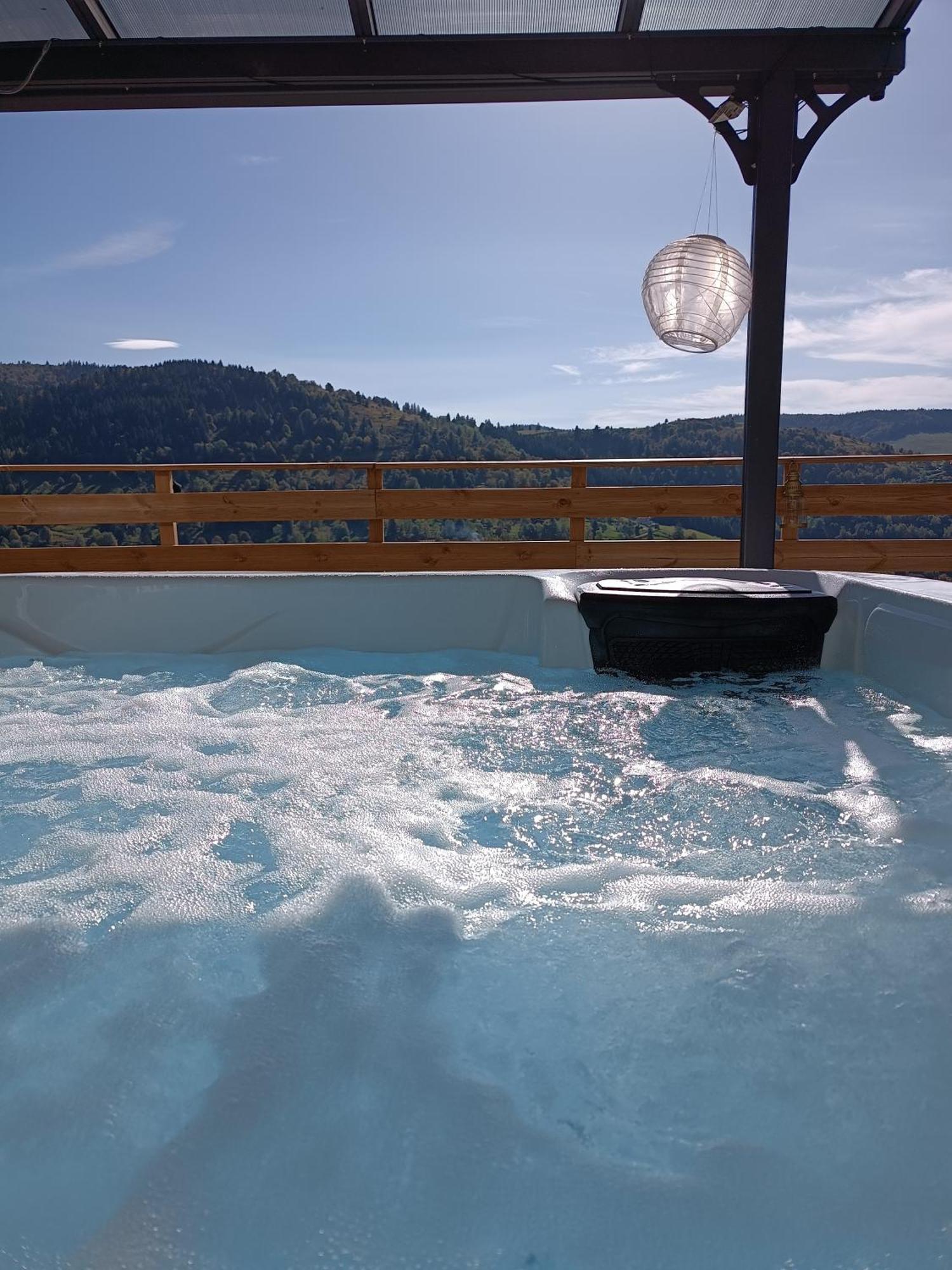 Les Chalets Bambi & Jacuzzi Privatif La Bresse Exteriör bild
